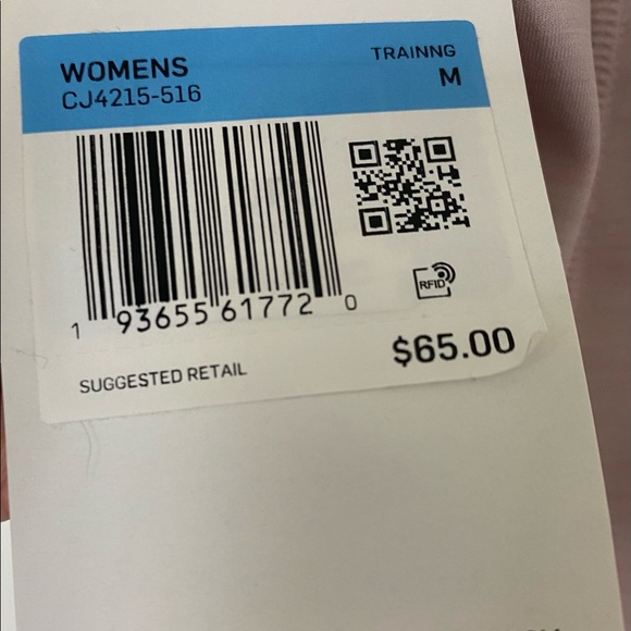 NWT- Nike 7/8 yoga pants. Light pink/rose - Picture 3 of 5